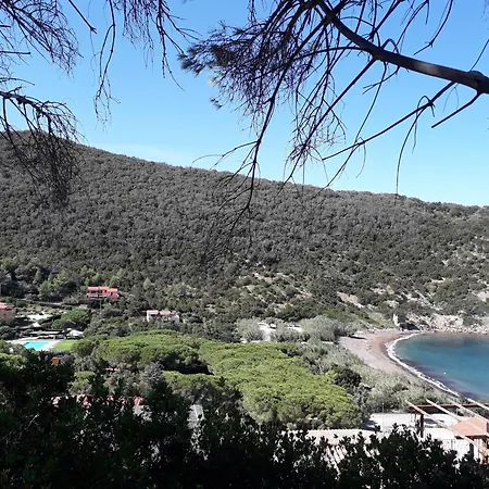 Elbamare Con Piscina Nisporto